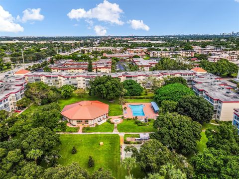 A home in Lauderdale Lakes