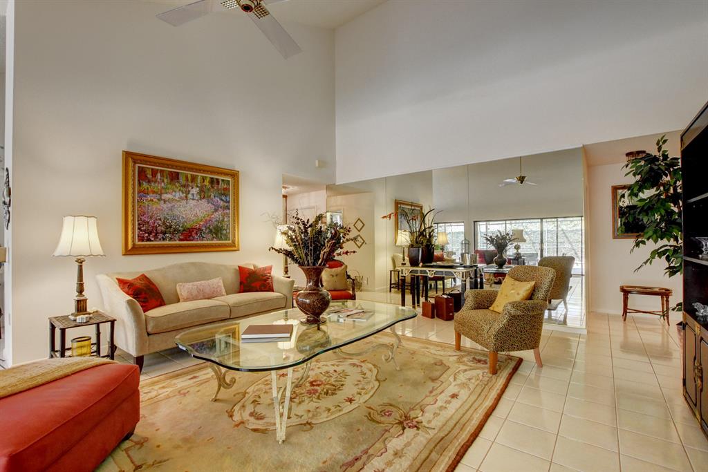 SARATOGA POINTE - Residential