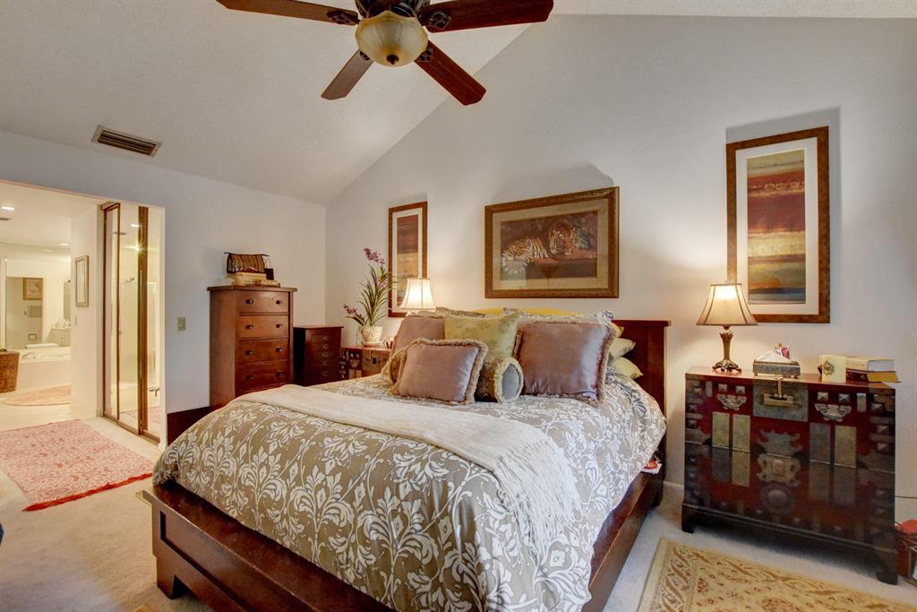 SARATOGA POINTE - Residential