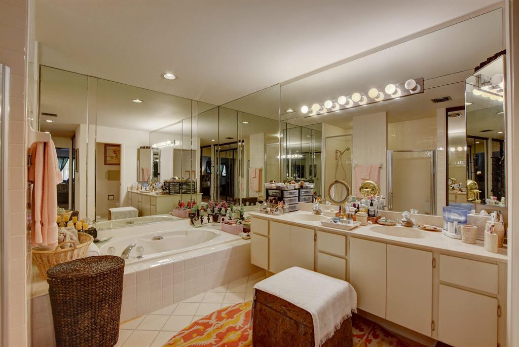 SARATOGA POINTE - Residential