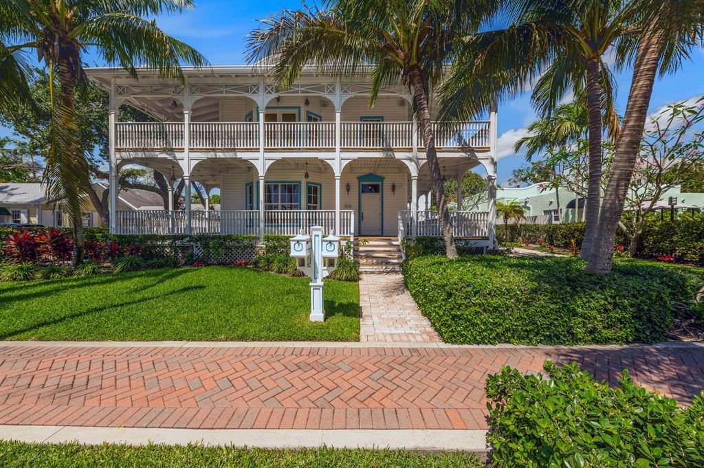 Photo of 136 NE 1st Avenue #B, Delray Beach, FL 33444 (MLS # R10956984)