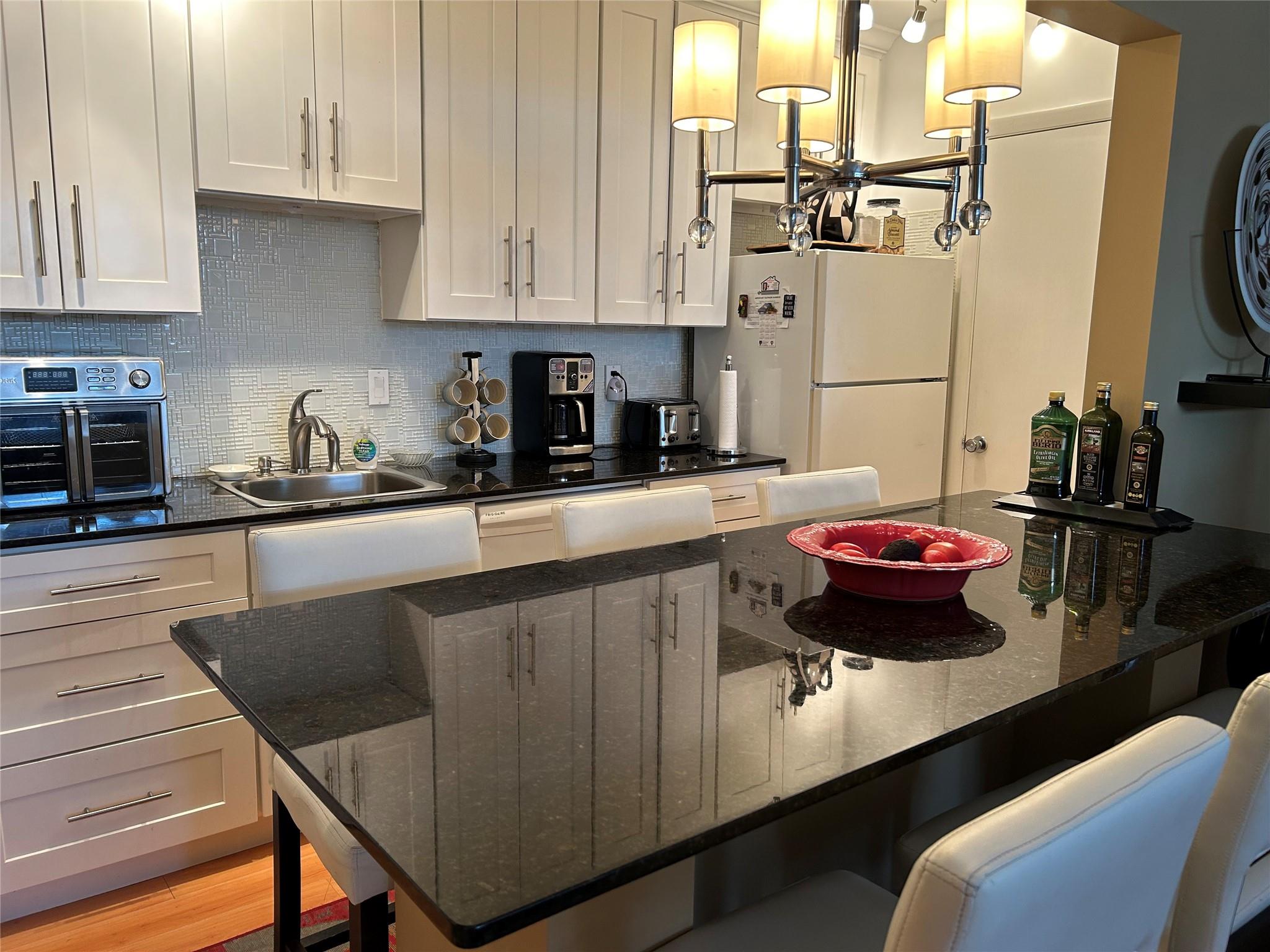 Rarely available ! This immaculate unit has been beautifully remodeled and just freshly painted ! Move right in to this one without the need to update ! Corner Unit has lots of natural light ! Best Value in NE Ft Lauderdale ! Just a short jot to the beach and Federal HWY. You cannot beat the neighborhood ! Cash Required-650 Credit score required !