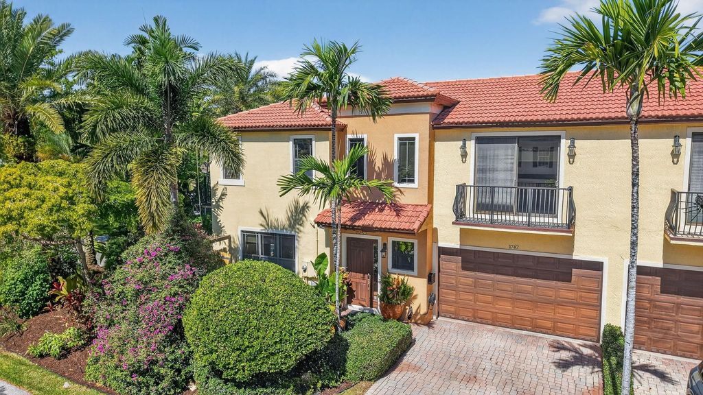 Photo of 1747 NE 12th St #1747, Fort Lauderdale, FL 33304 (MLS # F10531665)