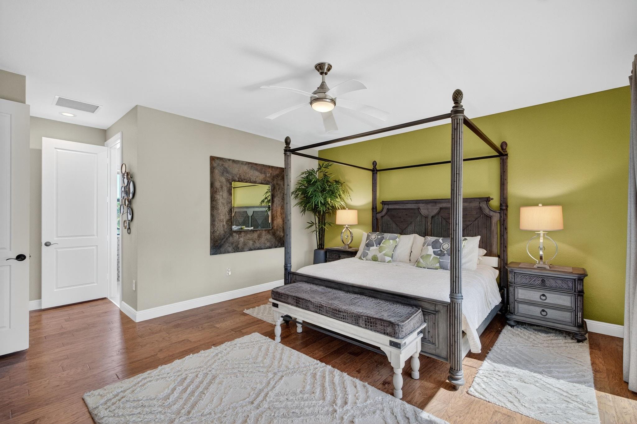 Lake Ridge Corner Townhou - Residential