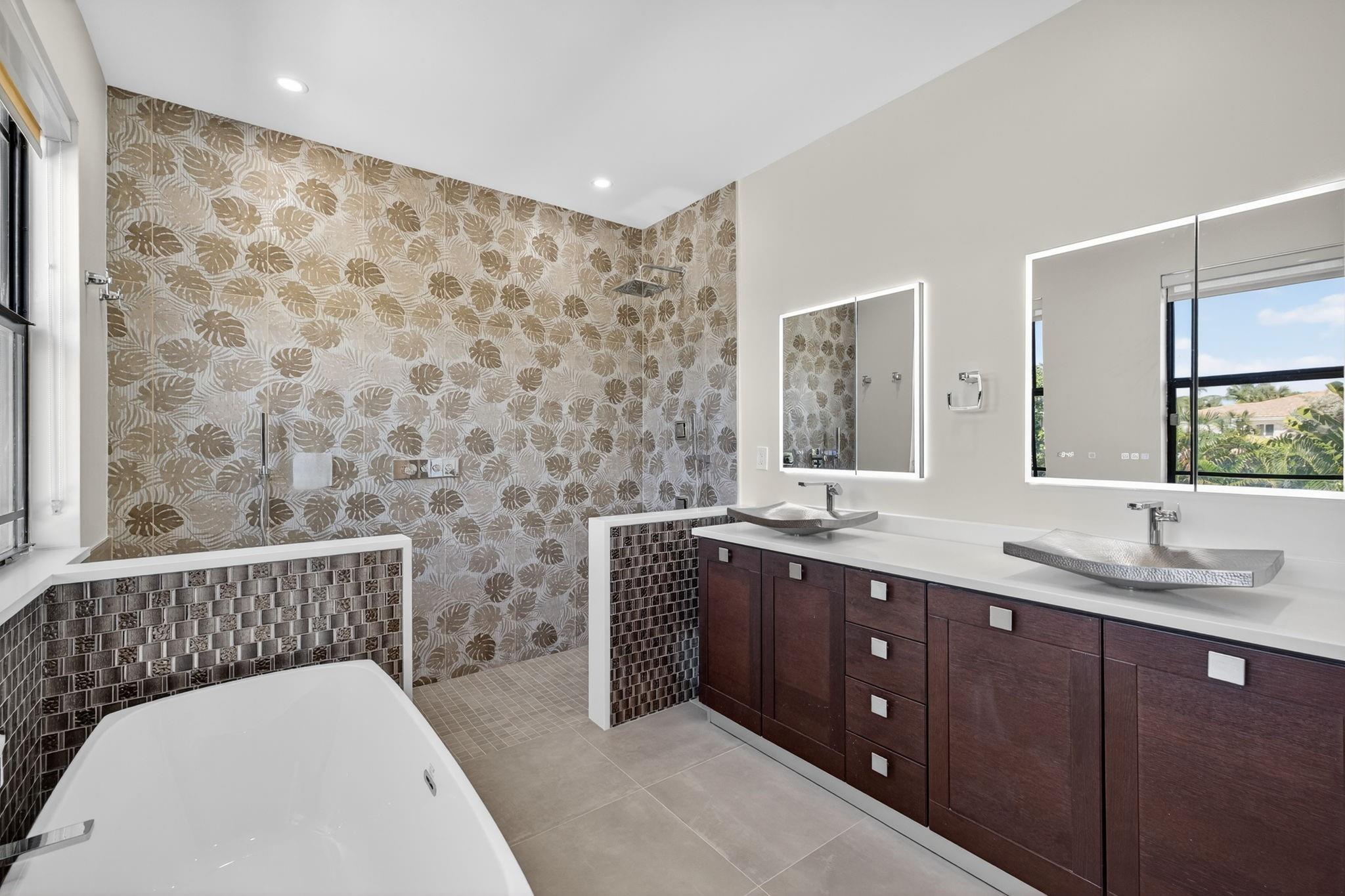 Lake Ridge Corner Townhou - Residential