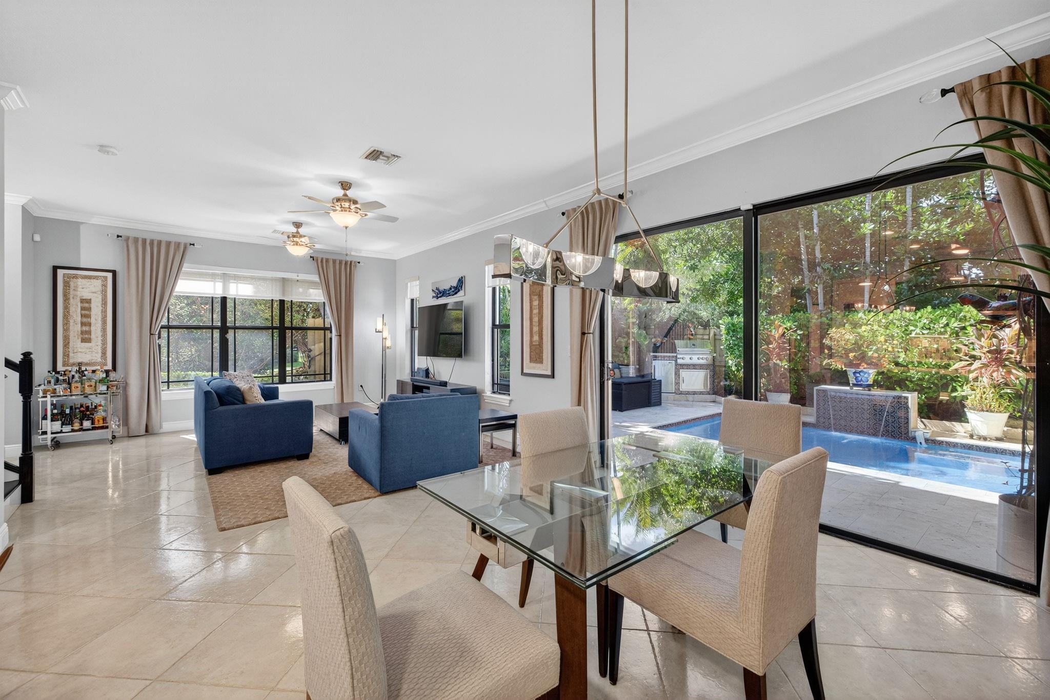 Lake Ridge Corner Townhou - Residential