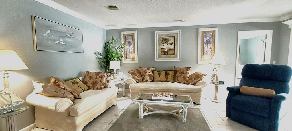 Photo of 1205 S Lakes End Drive #D2, Fort Pierce, FL 34982 (MLS # R11139802)