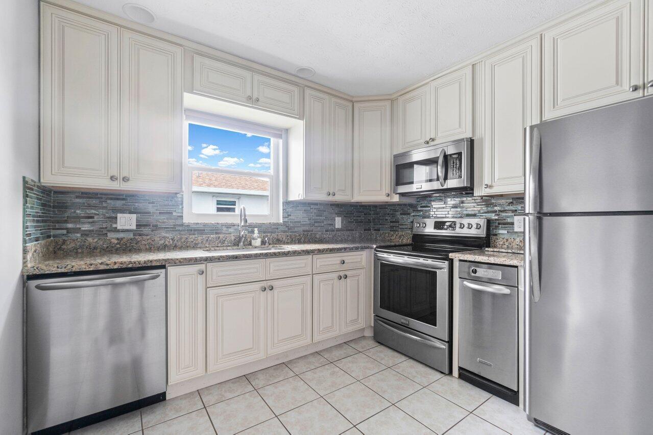 HIGH POINT OF FORT PIERCE - Residential