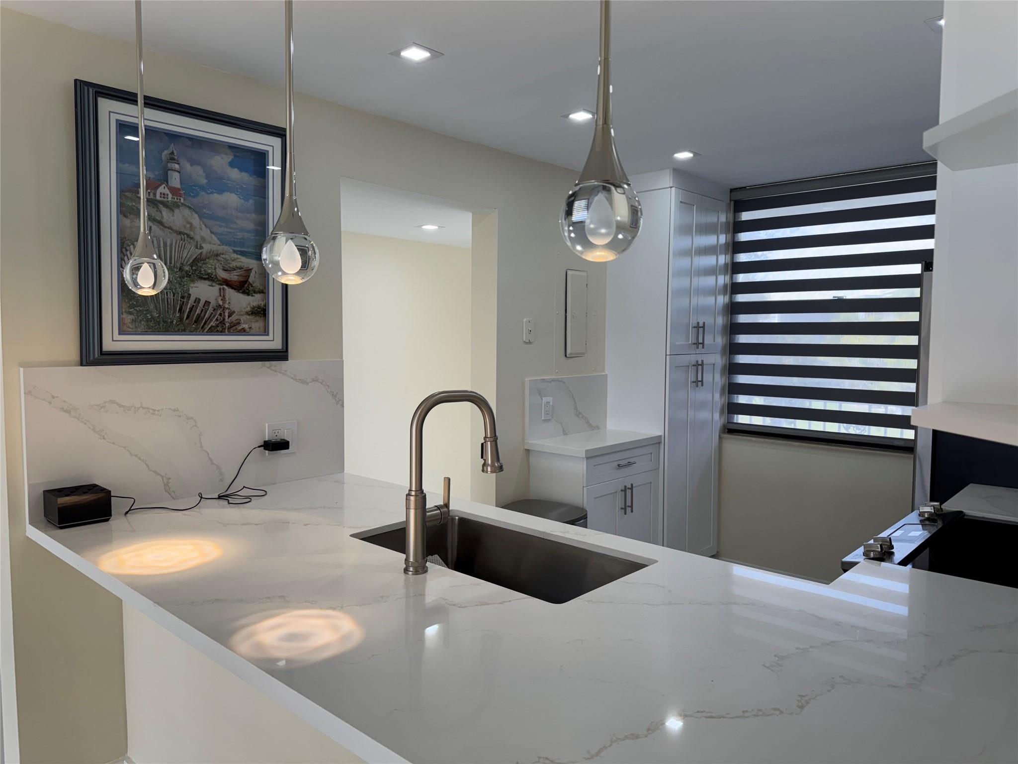 Condo 10 Of Whitehall Con - Residential Lease