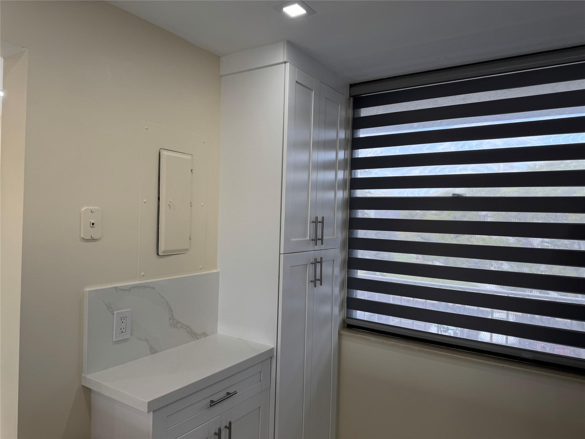 Condo 10 Of Whitehall Con - Residential Lease