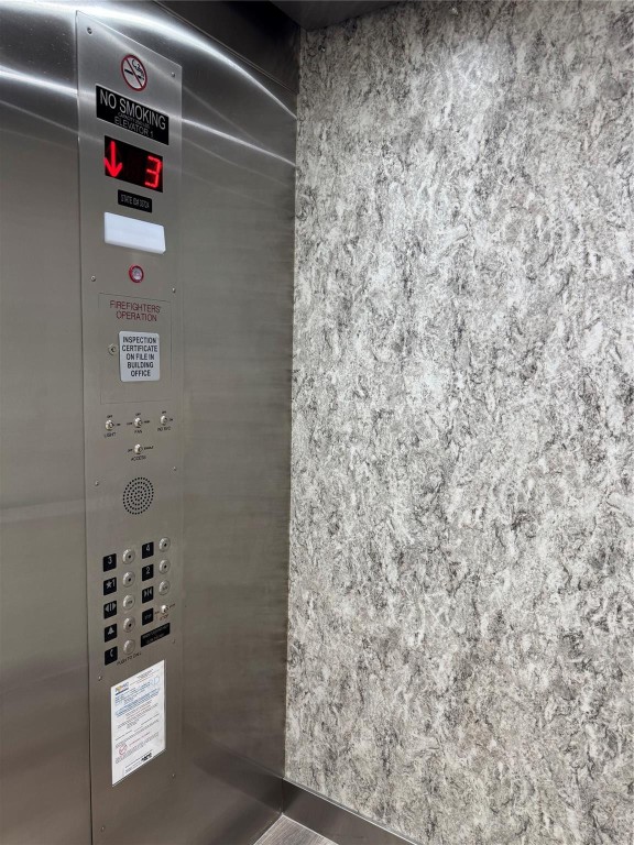 Condo 10 Of Whitehall Con - Residential Lease