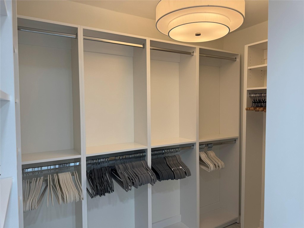 Condo 10 Of Whitehall Con - Residential Lease