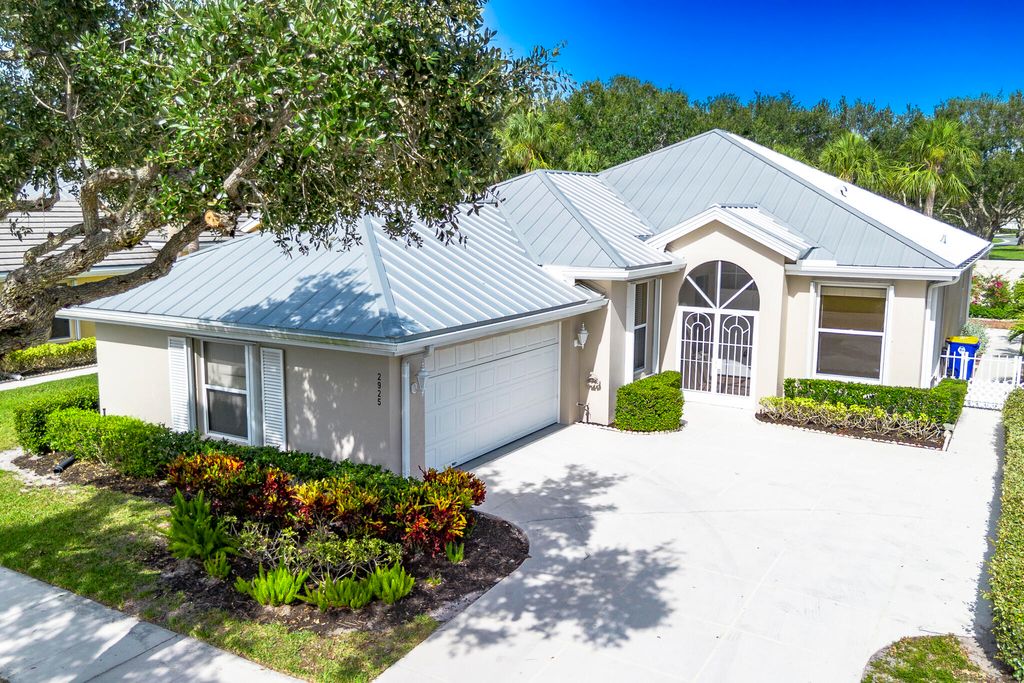 Photo of 2925 SW Brighton Way, Palm City, FL 34990 (MLS # R11094270)