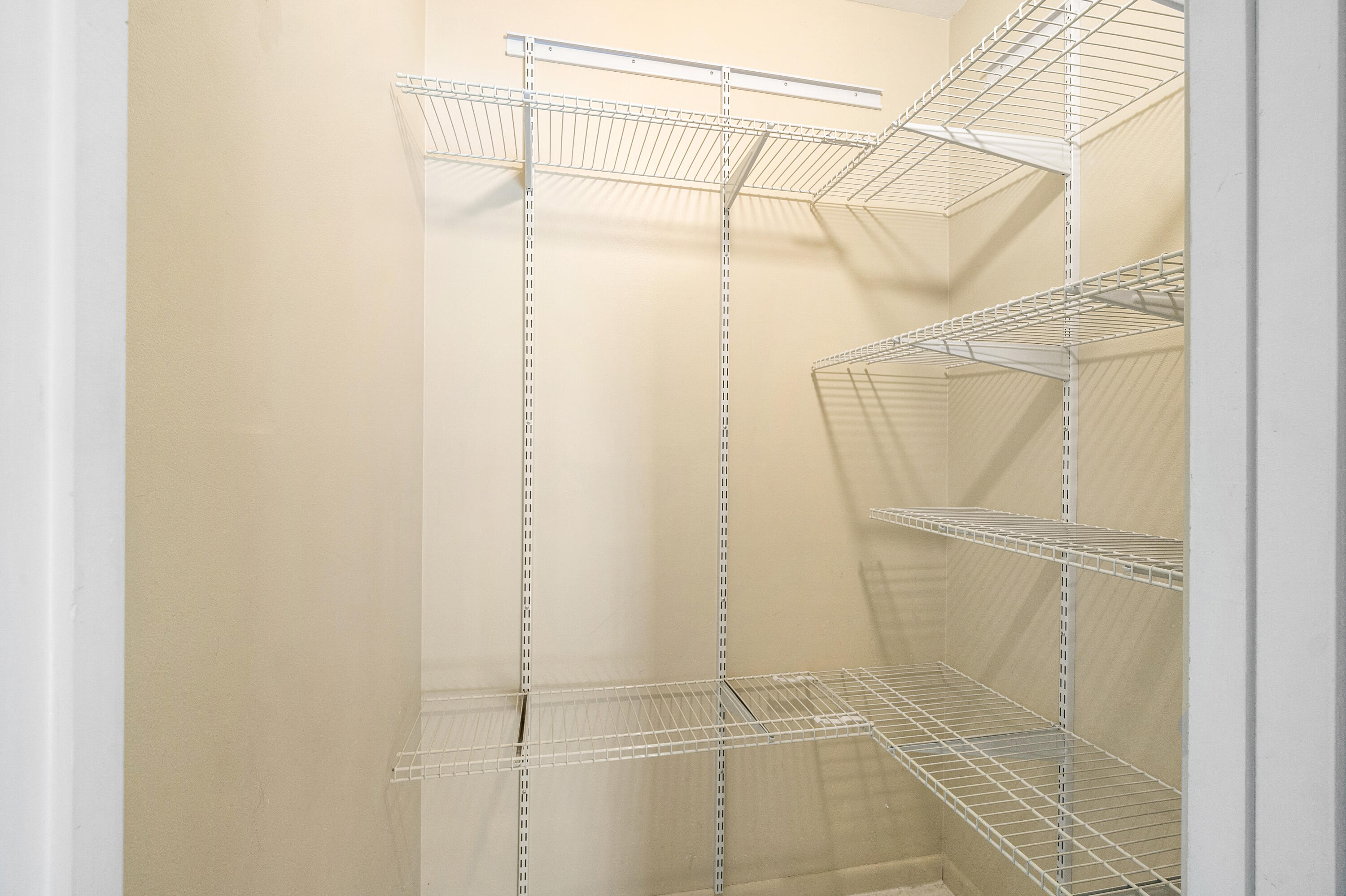 PINES OF DELRAY NORTH CONDO - Residential Lease