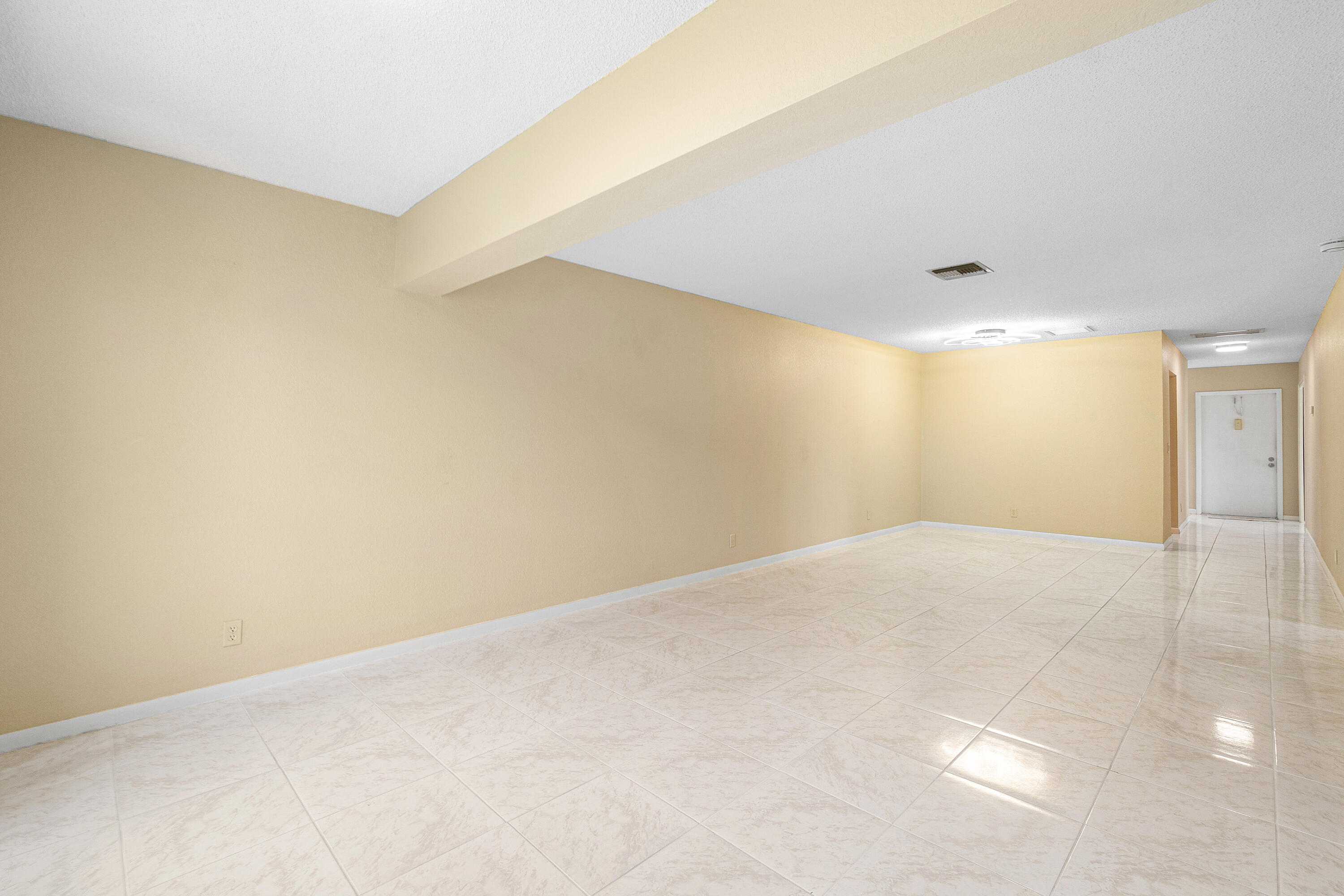 PINES OF DELRAY NORTH CONDO - Residential Lease