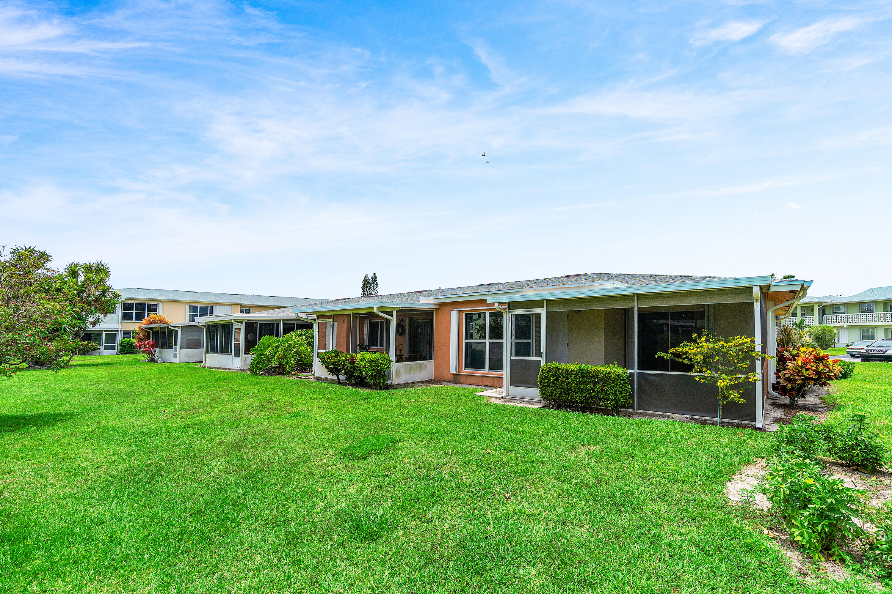 PINES OF DELRAY NORTH CONDO - Residential Lease