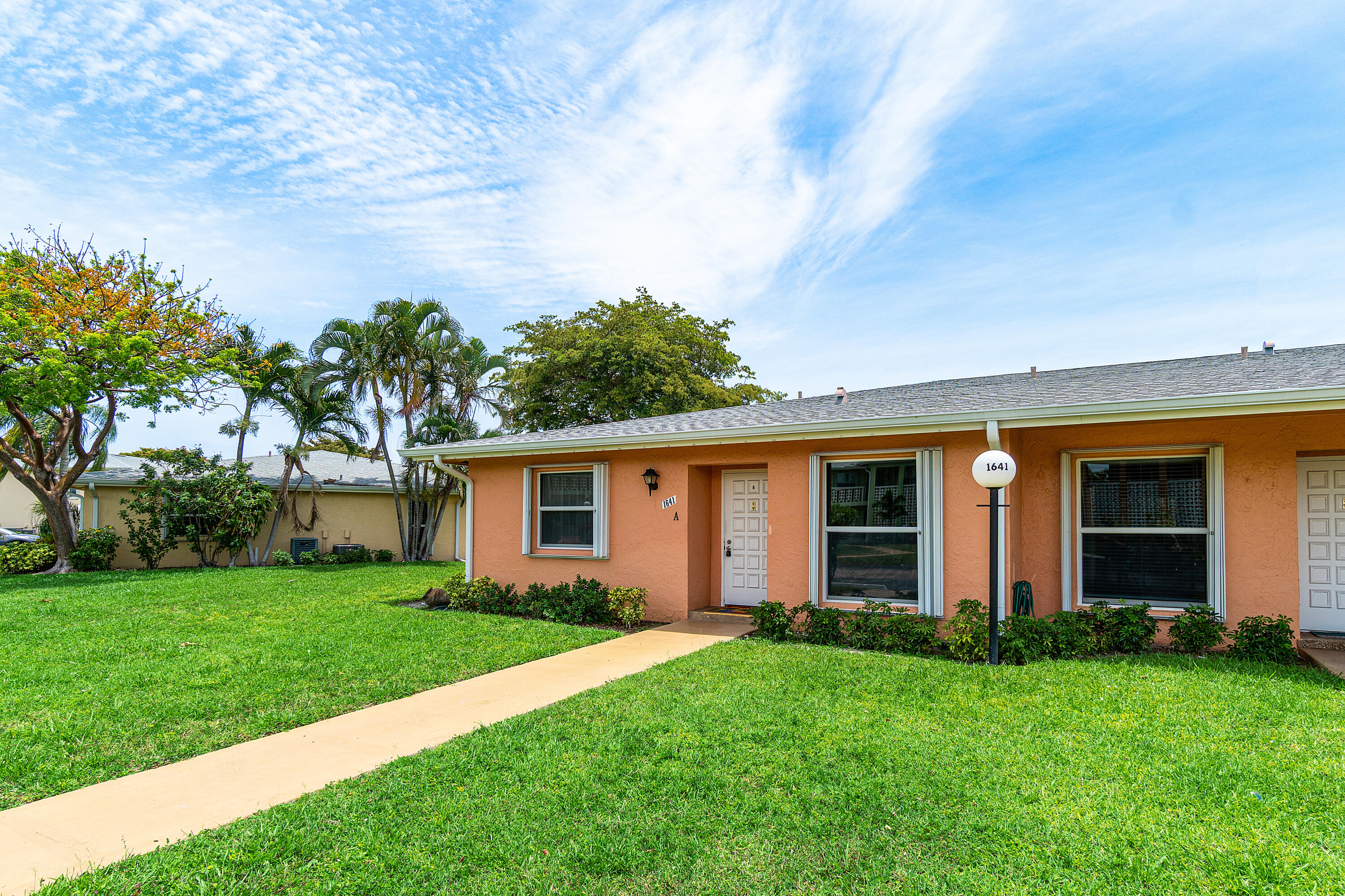 PINES OF DELRAY NORTH CONDO - Residential Lease