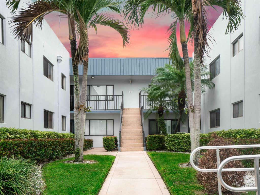 Photo of 15108 Ashland Drive #190, Delray Beach, FL 33484 (MLS # R10949393)