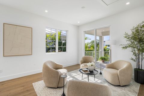Tiny photo for 234 NE 12th Street, Delray Beach, FL 33444 (MLS # B26017506)