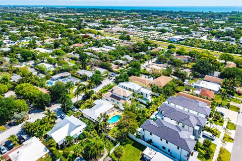 Tiny photo for 234 NE 12th Street, Delray Beach, FL 33444 (MLS # B26017506)