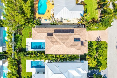 Tiny photo for 234 NE 12th Street, Delray Beach, FL 33444 (MLS # B26017506)