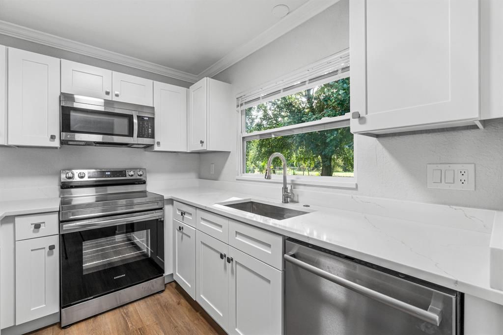 Photo of 3882 Kewanee Road Rd, Lake Worth Beach, FL 33462 (MLS # R10767049)