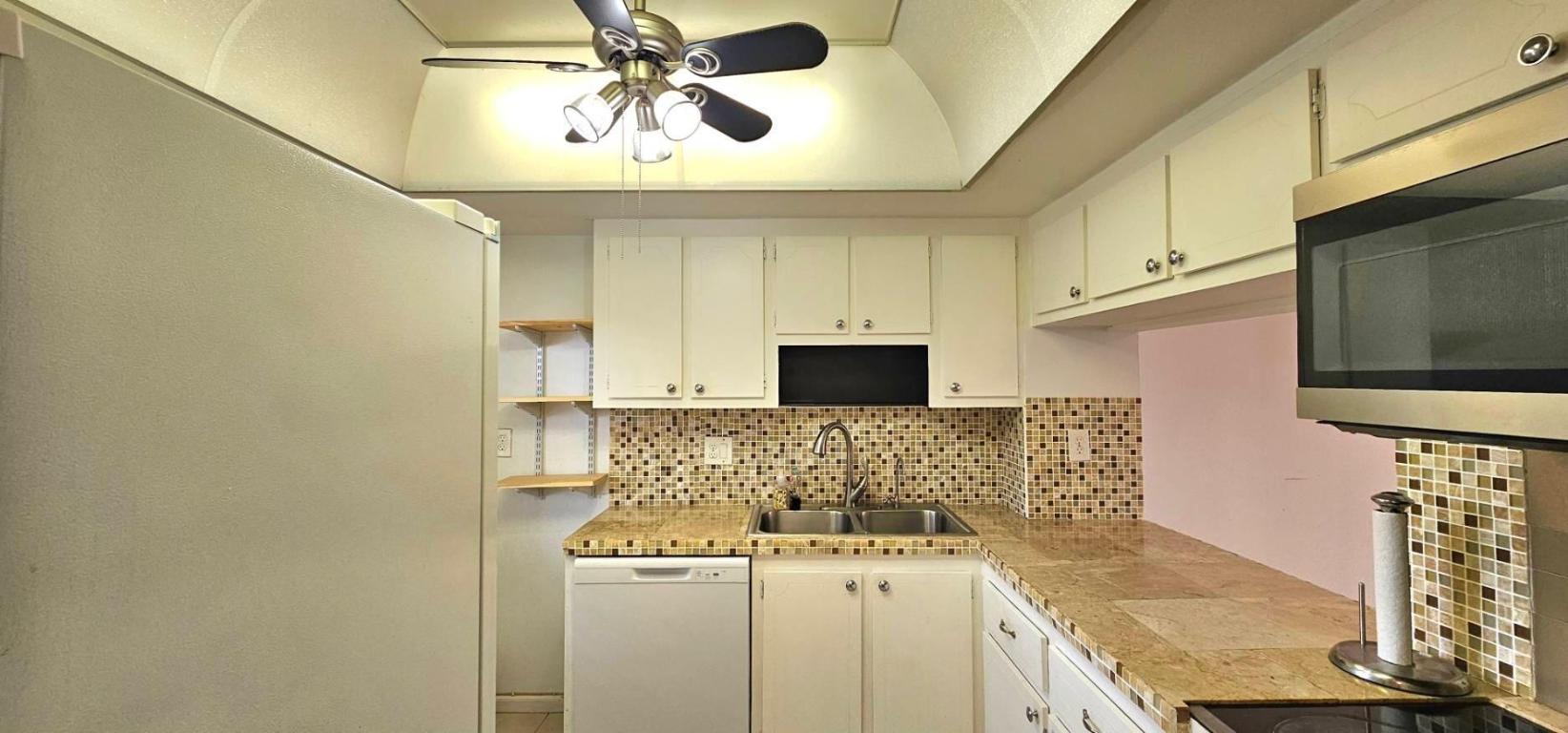 SANDALFOOT SOUTH TWO - Residential