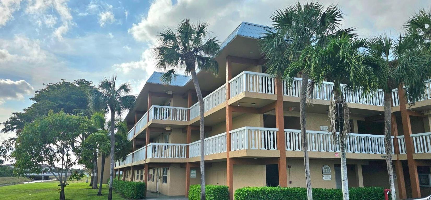 SANDALFOOT SOUTH TWO - Residential