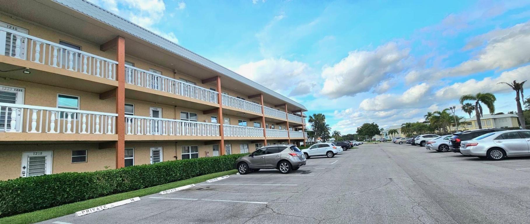 SANDALFOOT SOUTH TWO - Residential