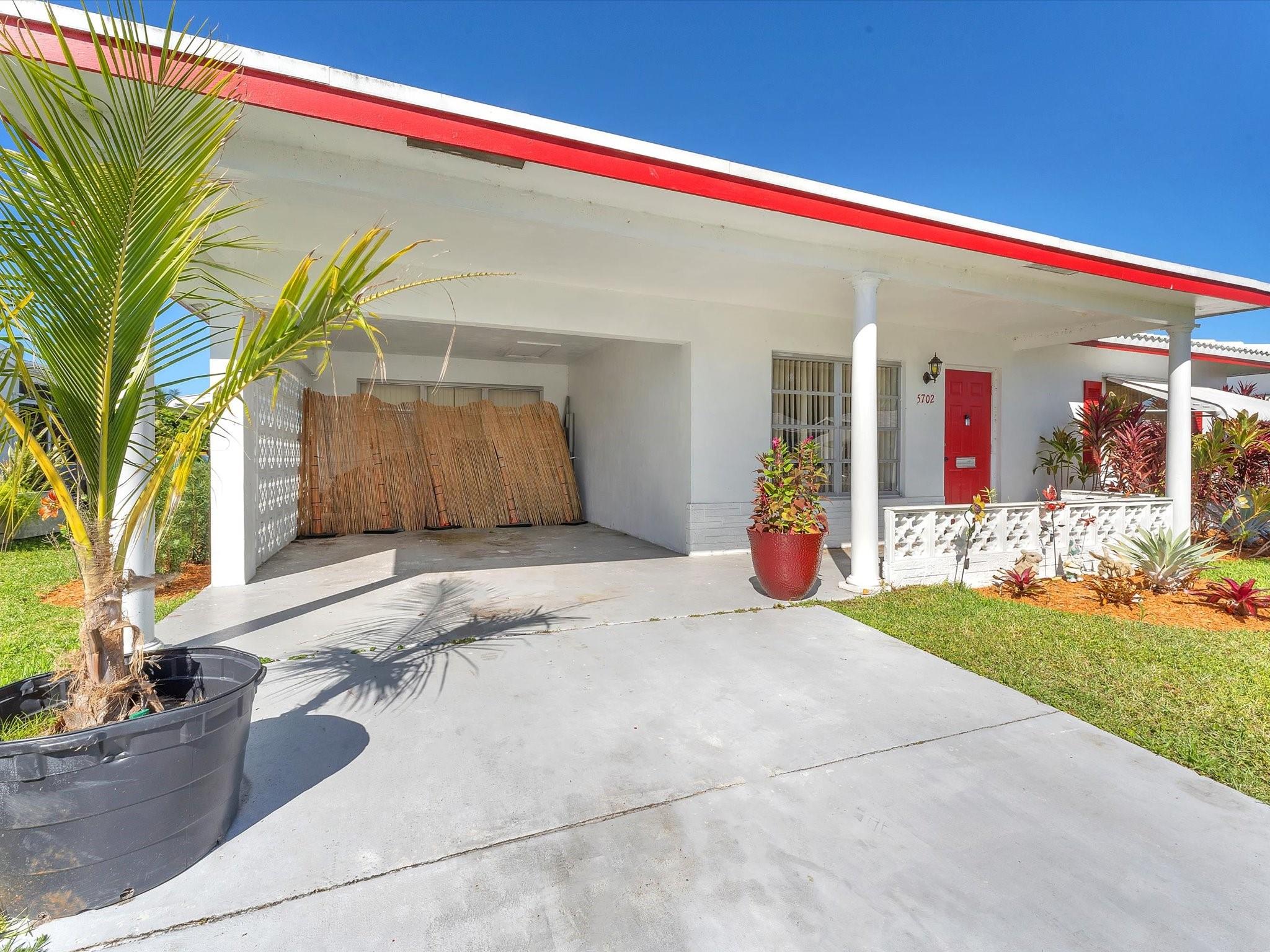 Mainlands Of Tamarac Lake - Residential