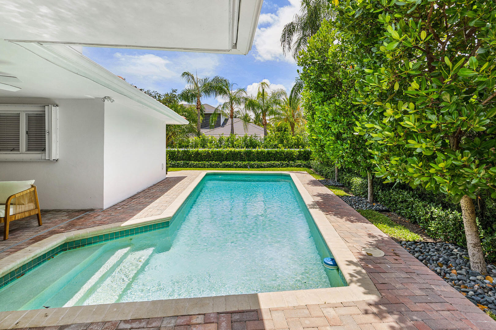 ROYAL PALM YACHT & COUNTRY CLUB - Residential Lease