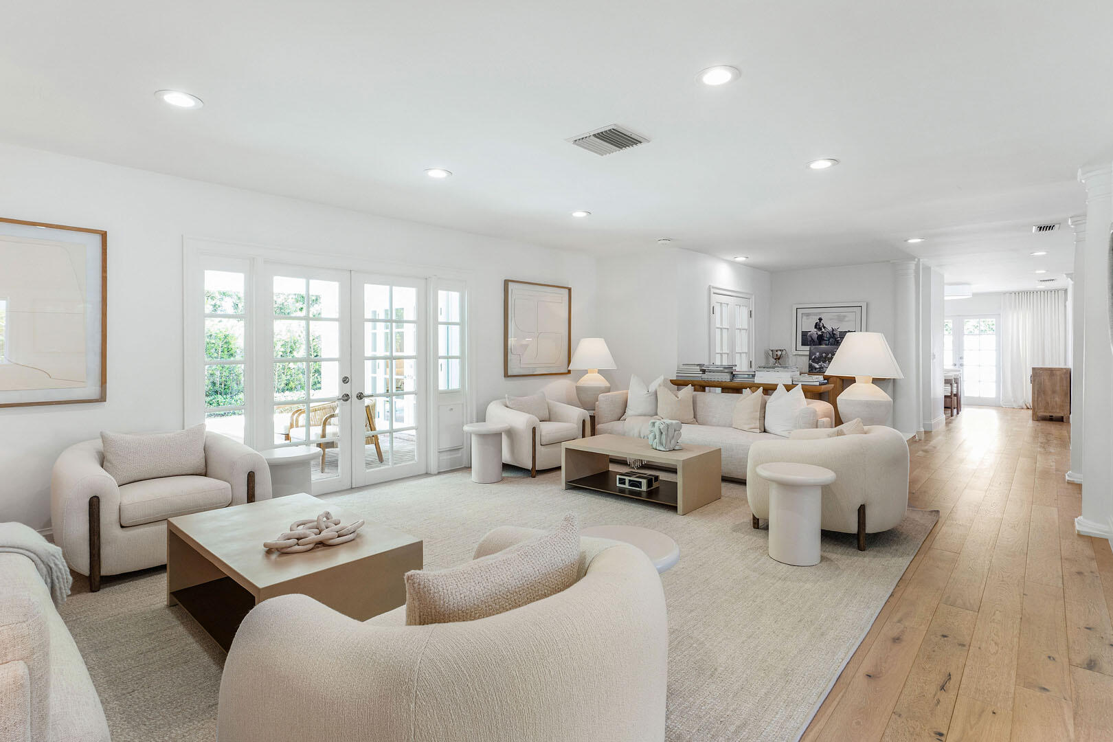 ROYAL PALM YACHT & COUNTRY CLUB - Residential Lease