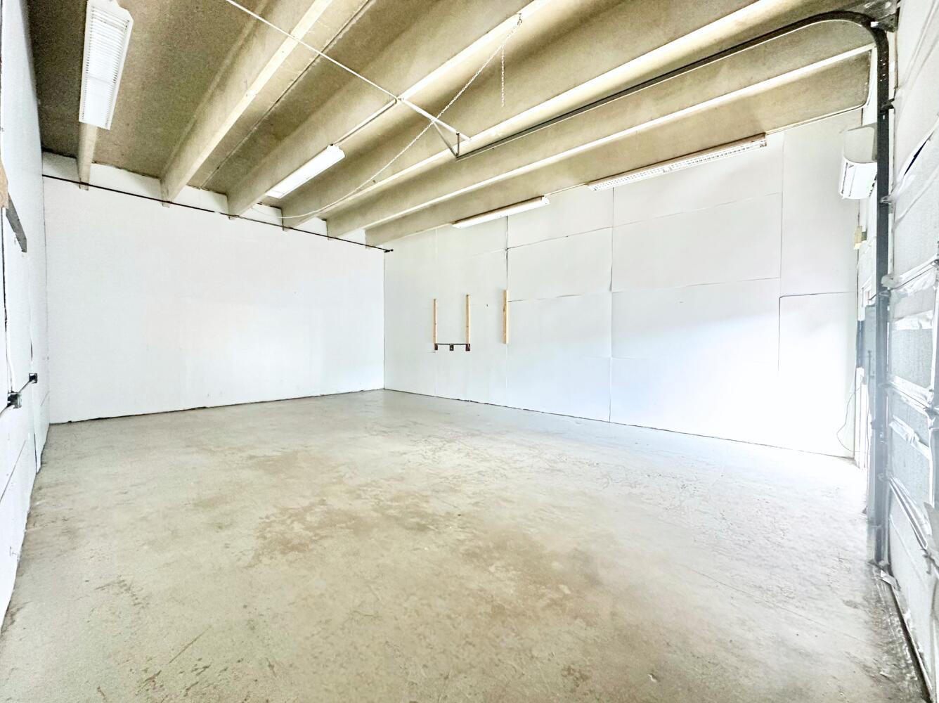 SADLERS BONNYVIEW ADD - Commercial Lease