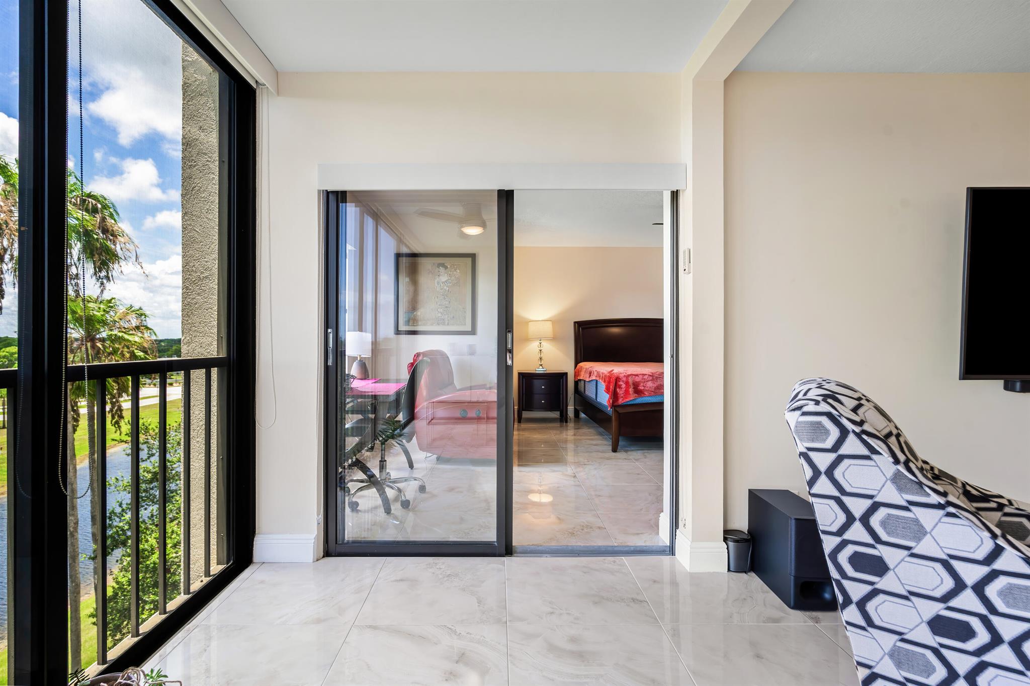 HUNTINGTON LAKES SEC FIVE - Residential