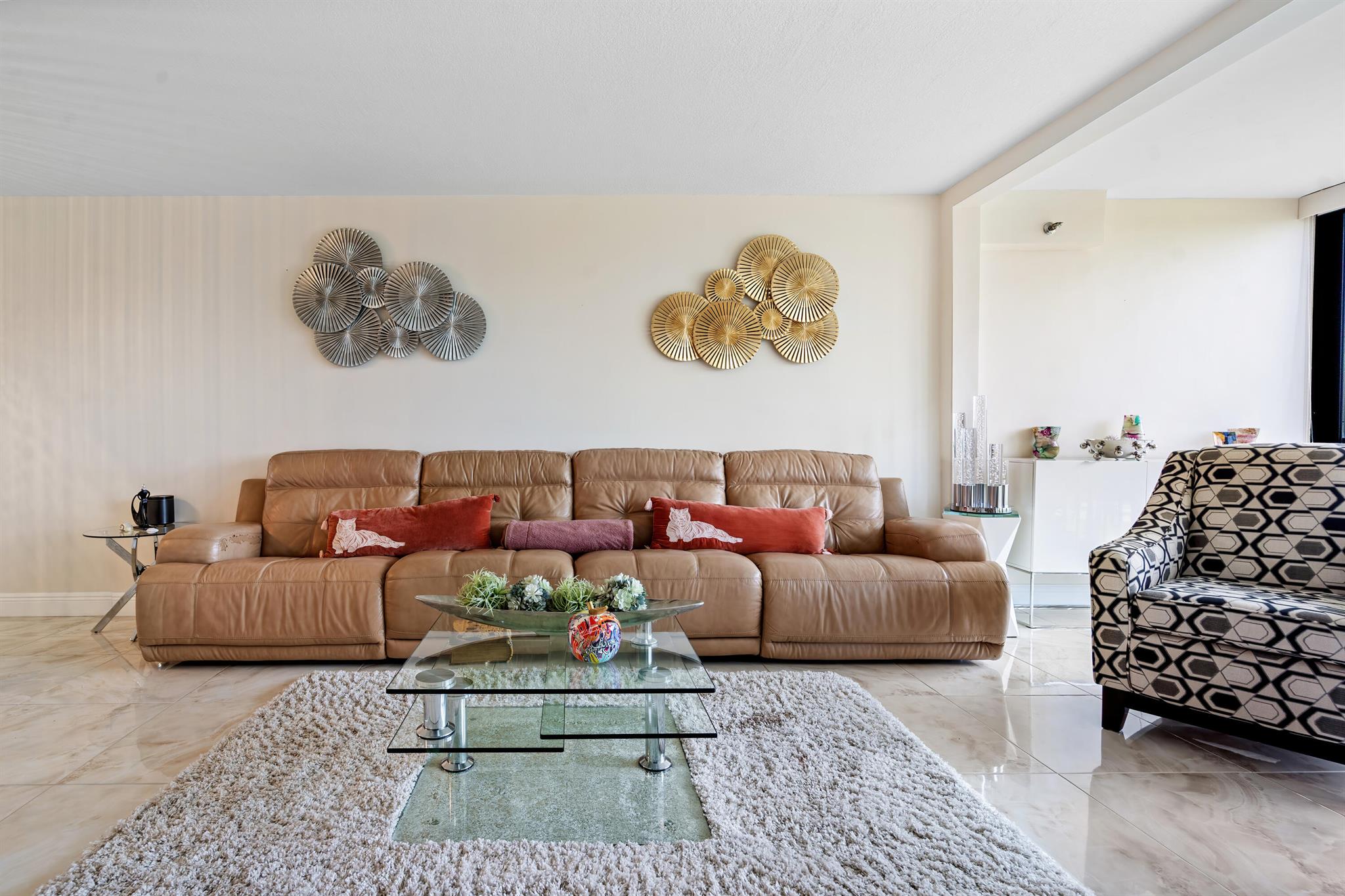 HUNTINGTON LAKES SEC FIVE - Residential