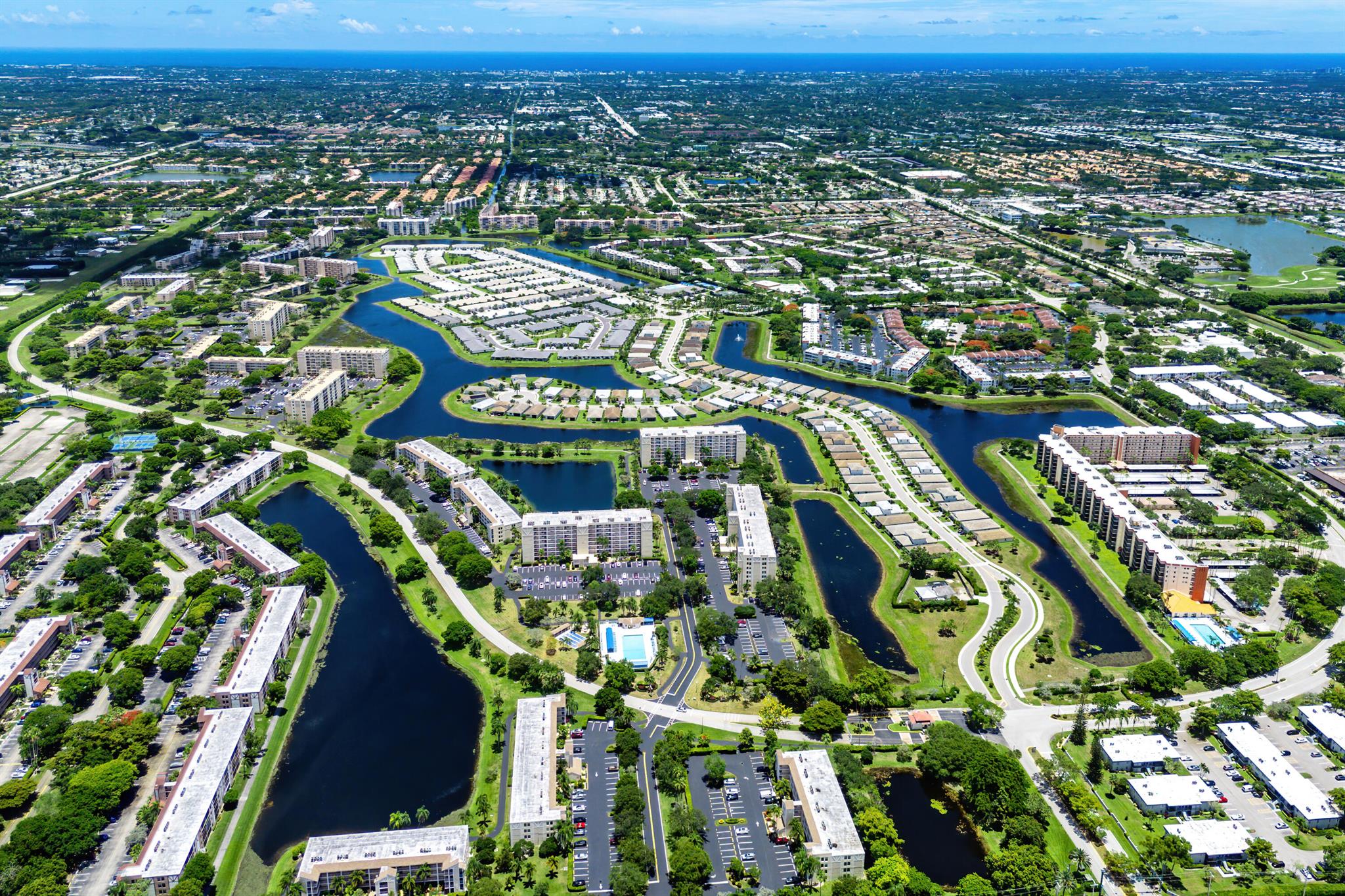 HUNTINGTON LAKES SEC FIVE - Residential