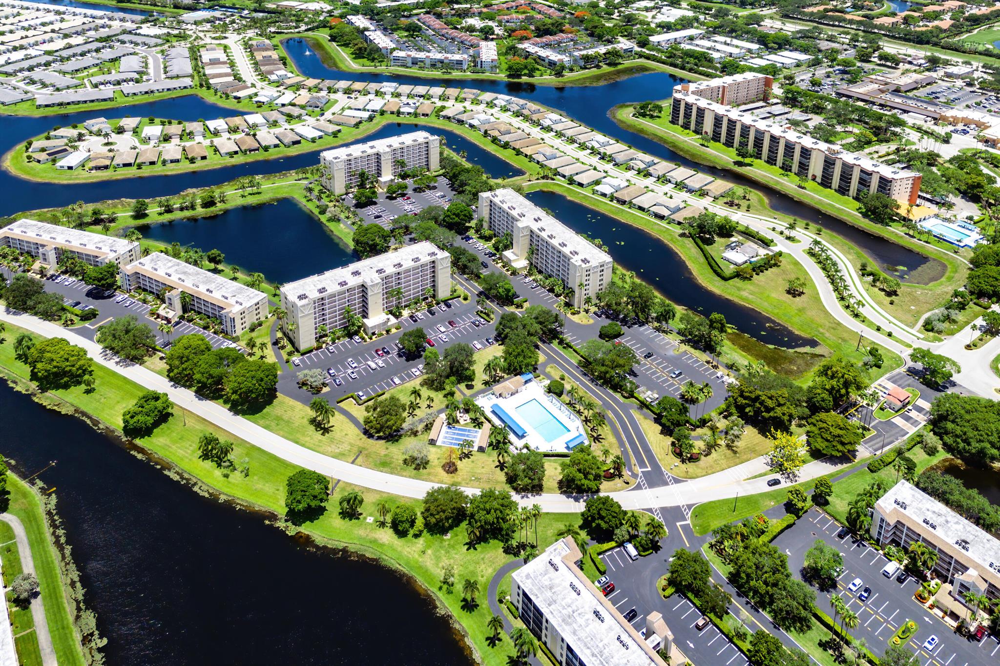 HUNTINGTON LAKES SEC FIVE - Residential