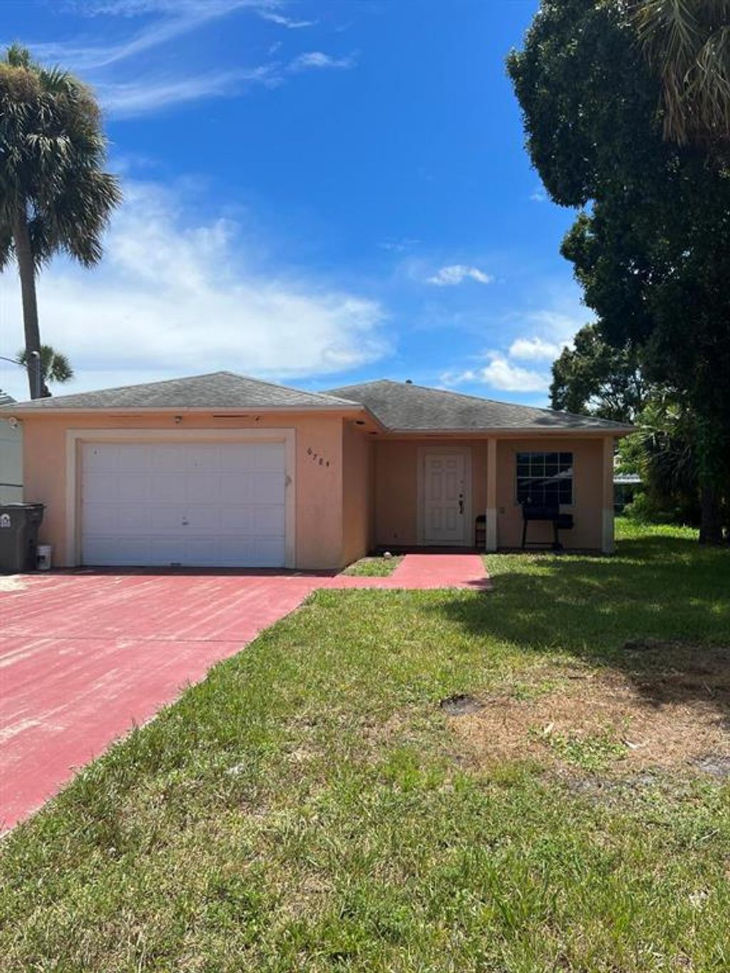 Photo of 6784 3rd Street St, Jupiter, FL 33458 (MLS # R10826471)