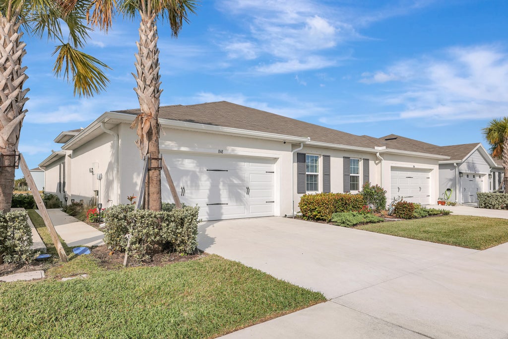 Photo of 848 PERSIMMON Place, Fort Pierce, FL 34981 (MLS # B26092280)