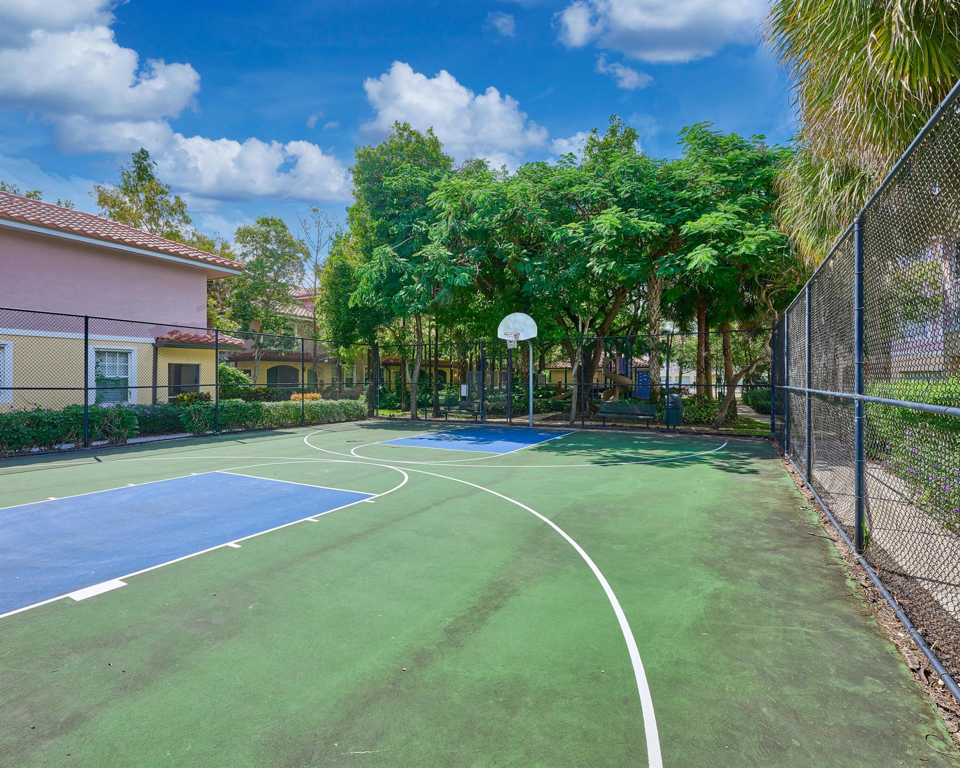 CYPRESS POINTE AT CORAL S - Residential