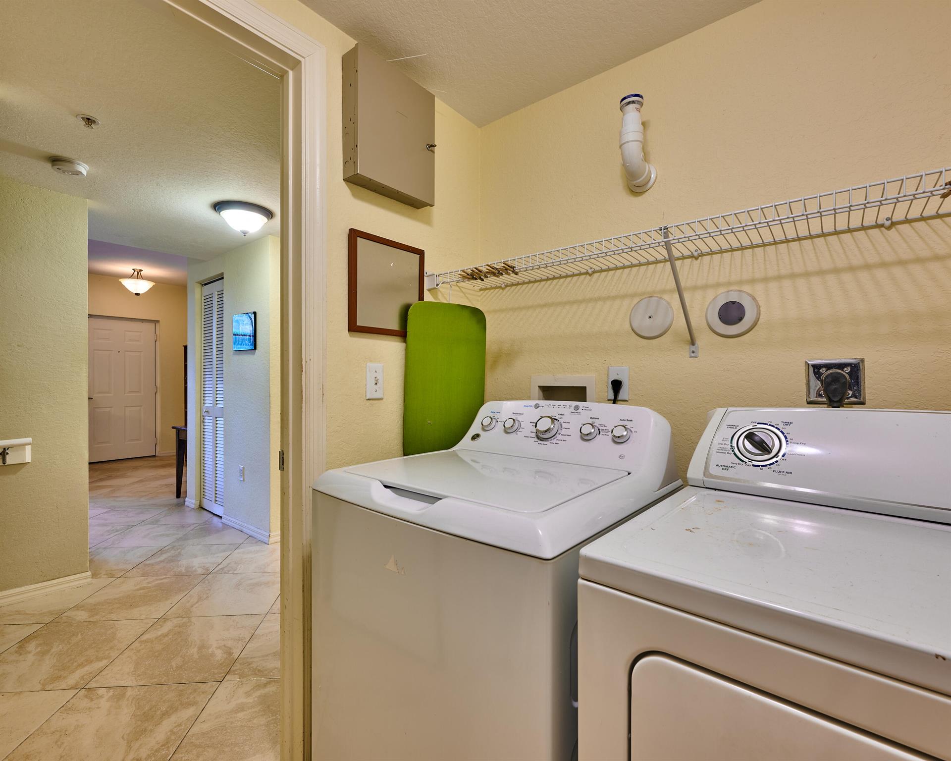 CYPRESS POINTE AT CORAL S - Residential