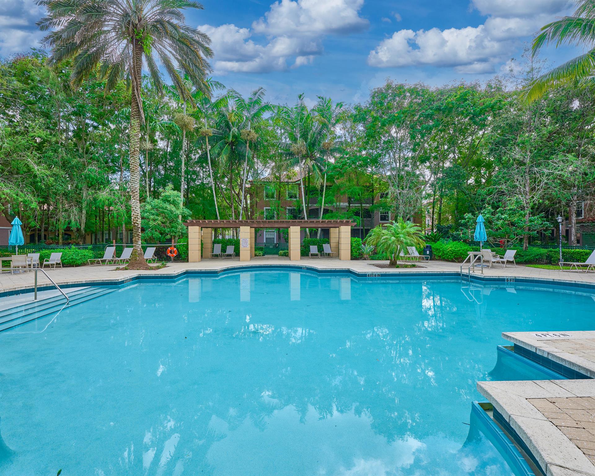 CYPRESS POINTE AT CORAL S - Residential