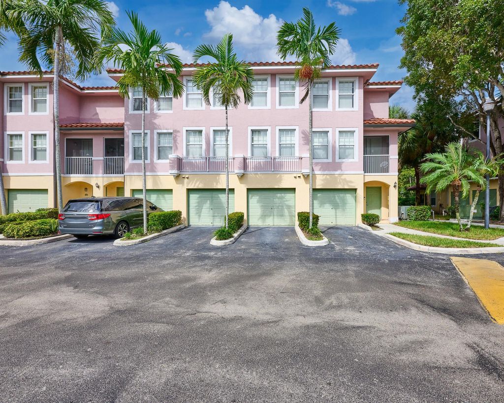 Photo of 6436 W Sample Road #6436, Coral Springs, FL 33067 (MLS # R11133998)