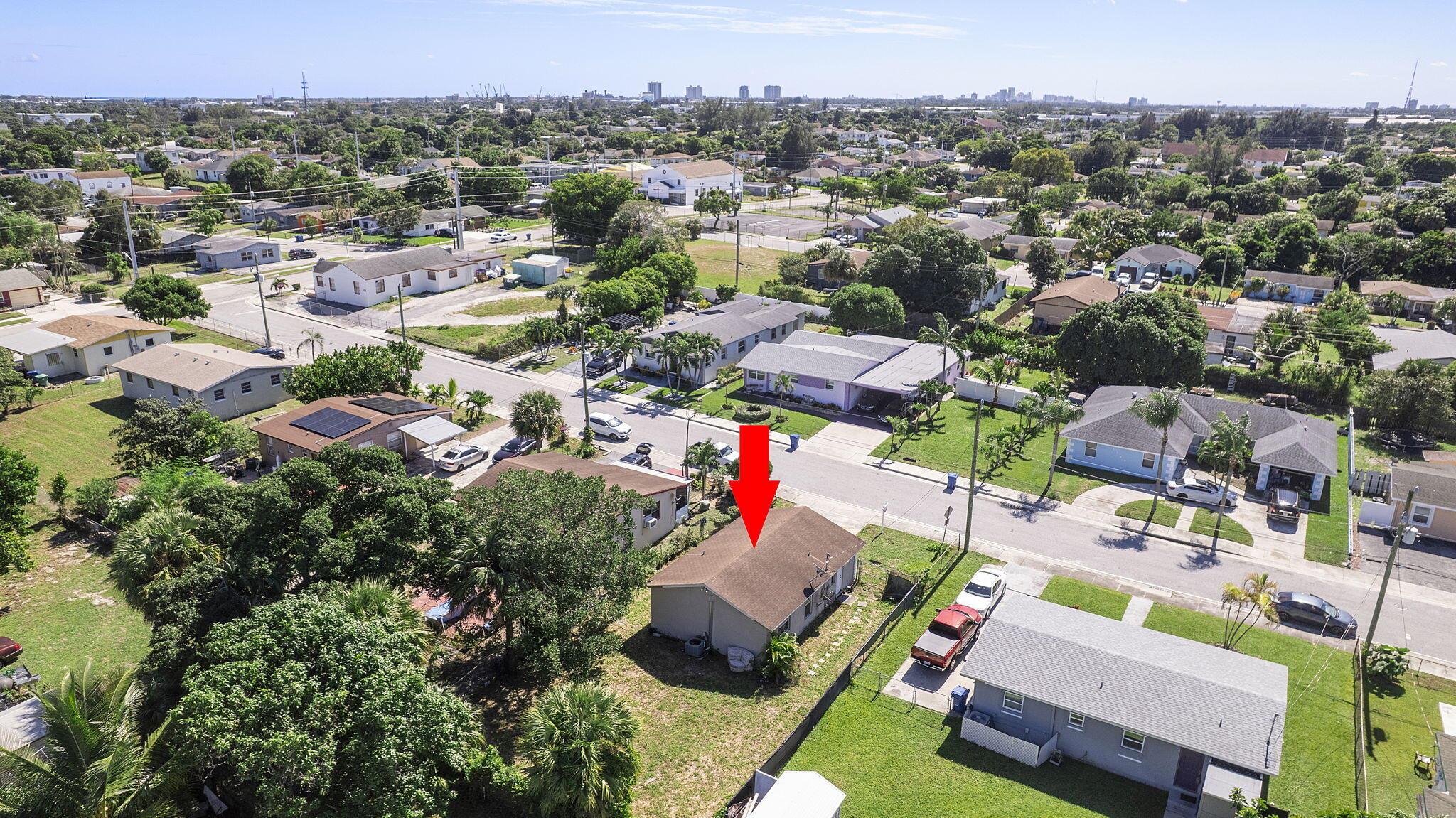 ACREHOME PARK SECOND ADD - Residential Lease