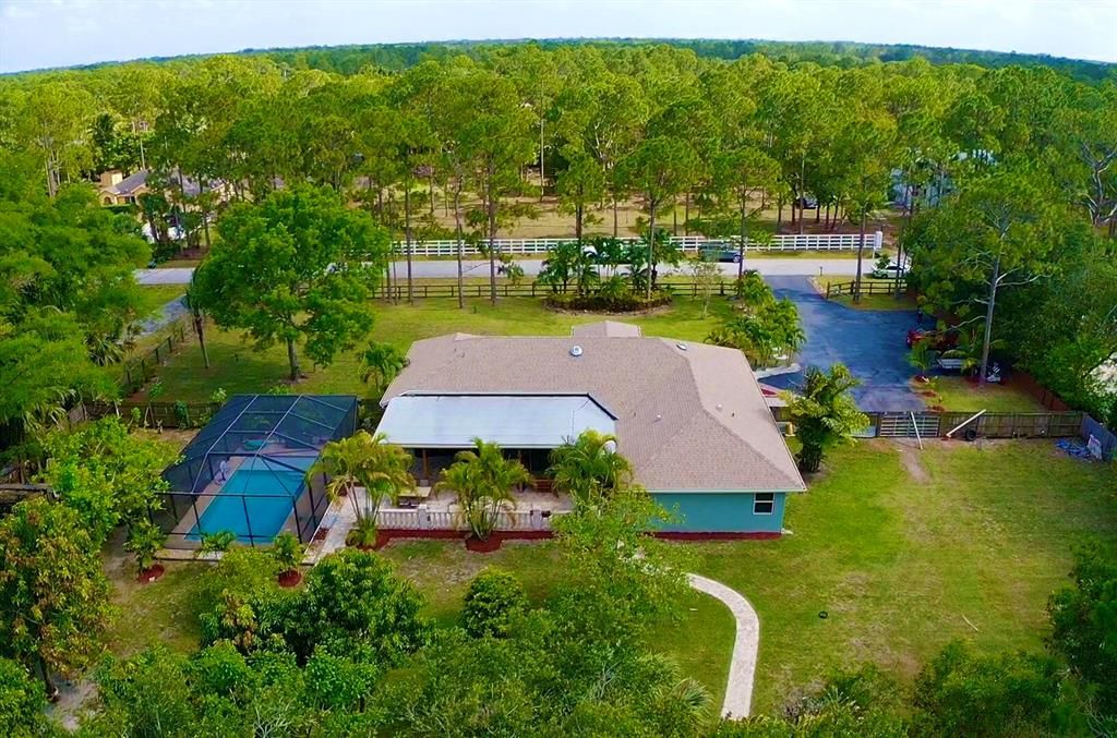 Photo of 17317 89th Place N, Loxahatchee, FL 33470 (MLS # R10717913)