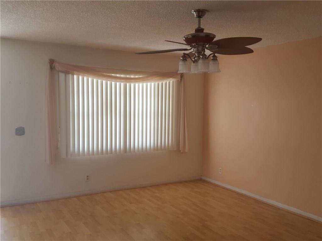 KINGS POINT FLANDERS COND - Residential
