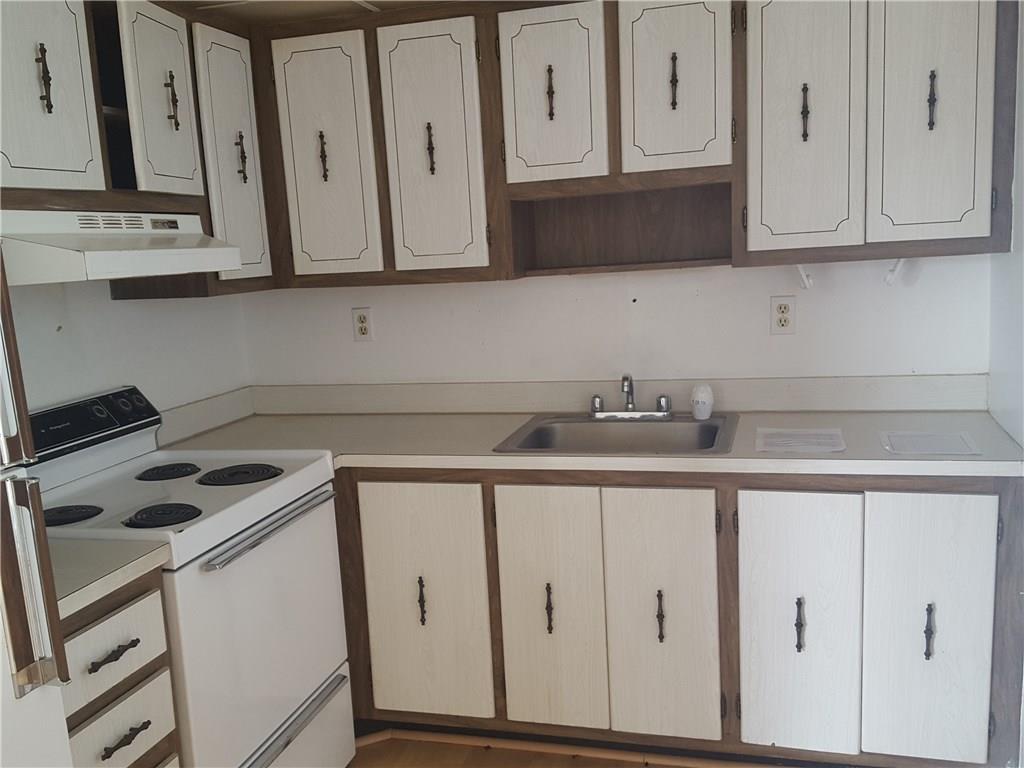 KINGS POINT FLANDERS COND - Residential
