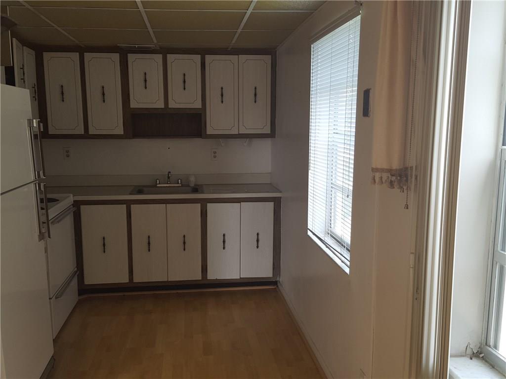 KINGS POINT FLANDERS COND - Residential