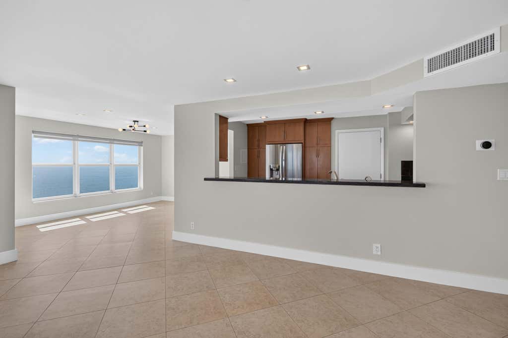 Photo of 3900 Galt Ocean Drive #2417, Fort Lauderdale, FL 33308 (MLS # B26067916)