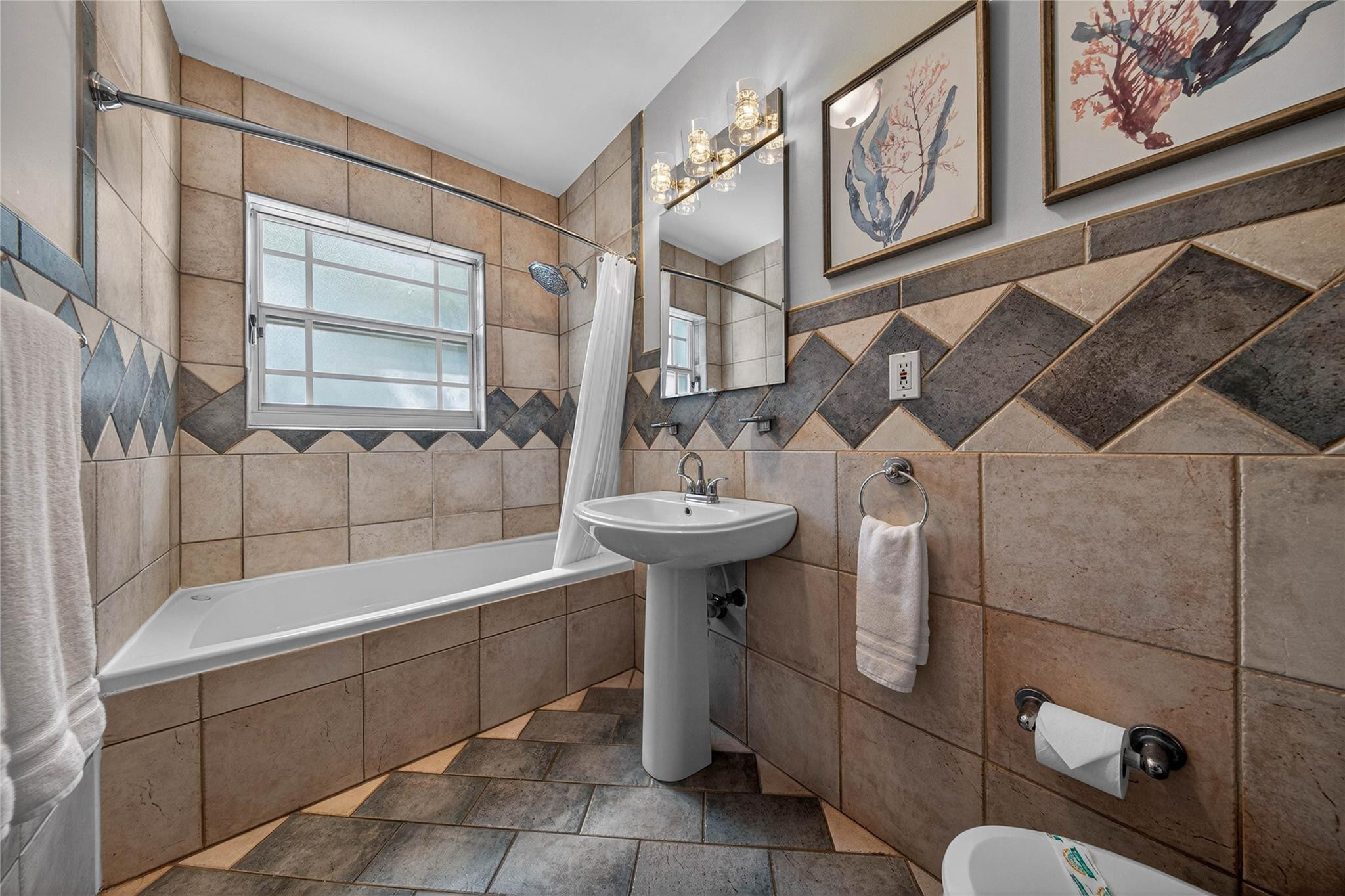 Beverly Shores 30-27 B - Residential